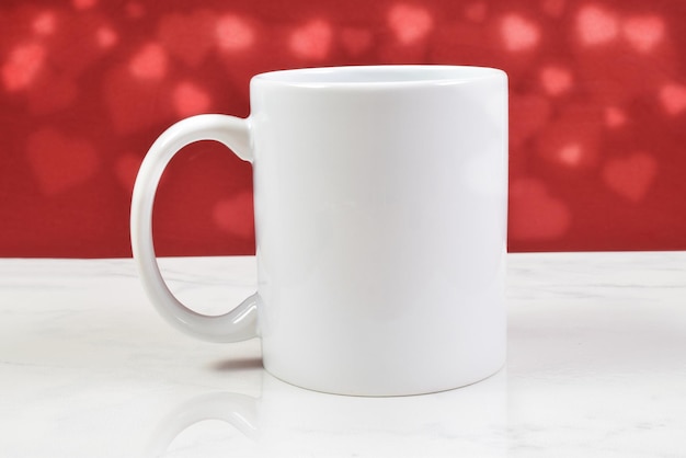 Maquette de tasse blanche de 11 oz inspirée de la Saint-Valentin