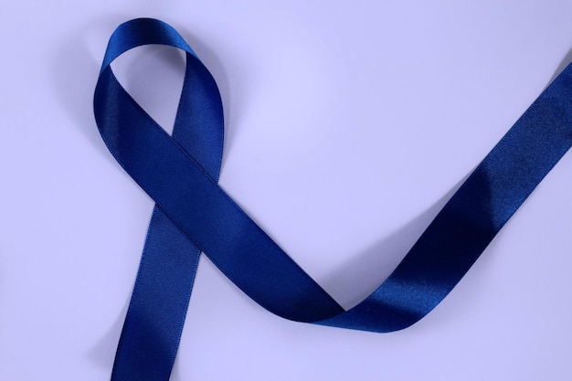 Marche bleue Mois de la sensibilisation au cancer colorectal Ruban bleu