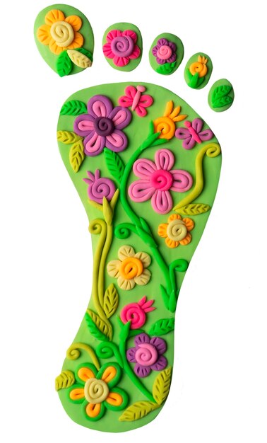 Marche pied en pâte à modeler avec décoration florale