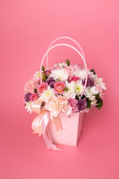 Mariage Jour des mères Jour de la Saint-Valentin Jour de la Femme Arrangement floral dans une boîte à chapeau