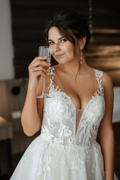 Photo une mariée en robe blanche au camp d'entraînement