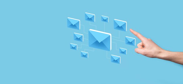 Marketing par e-mail et concept de newsletterContactez-nous par e-mail de newsletter et protégez vos informations personnelles du concept de courrier indésirableSchéma de vente directe en entreprise Liste des clients pour l'envoi