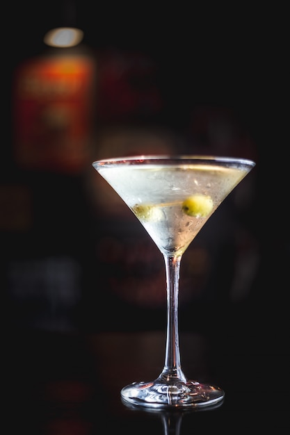 Martini Boire Dans Une Ambiance Sombre