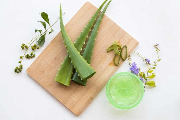 Masque facial arôme gel naturel à base de plantes de soins de santé d'aloe vera pour le visage de la peau