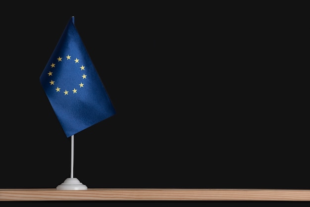 Mât de drapeau avec drapeau de l'UE