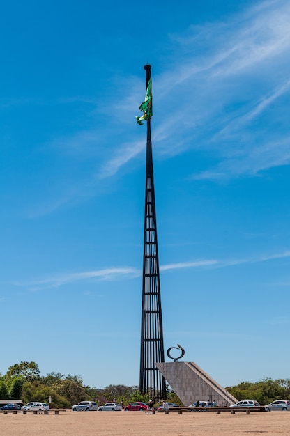 Mât national de brasilia distrito brésil fédéral le 14 août 2008 drapeau du brésil