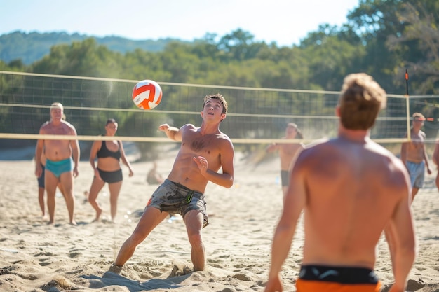 Un match de volley-ball de sable, des amis enjoués jouant sur une plage.