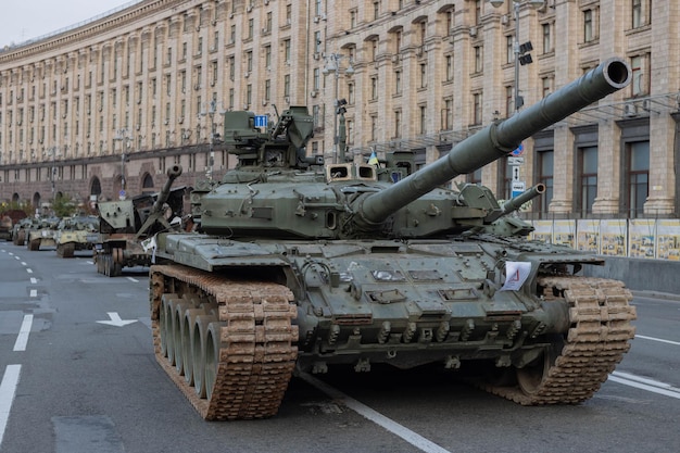 Matériel militaire russe détruit dans le centre de Kyiv sur Khreschatyk