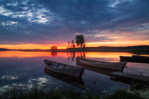 Matin dans le parc national des lacs Braslau Biélorussie