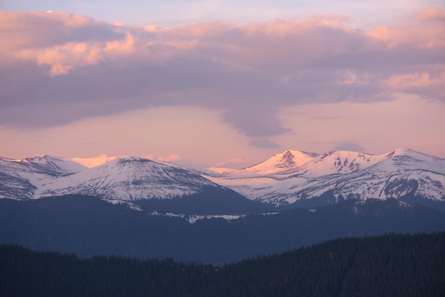 Matin à la montagne