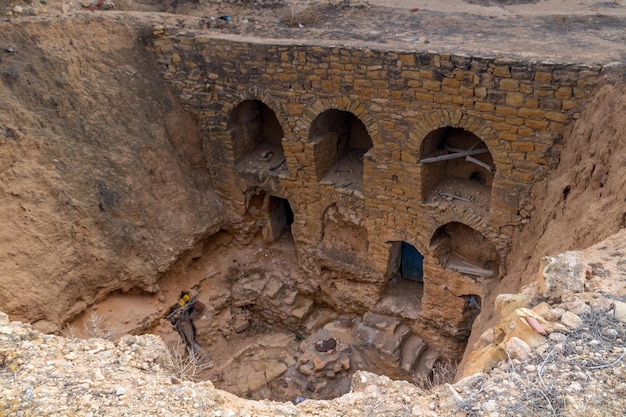 Matmata une ville berbère avec des habitations souterraines uniques en Tunisie