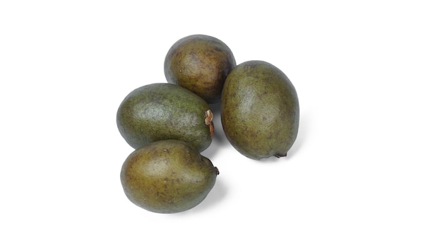 Matoa fruitpometia pinnata d'Indonésie, fruit de Matoa isolé sur fond blanc