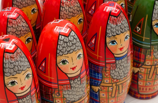 Matryoshka. Lot de poupées en costume national