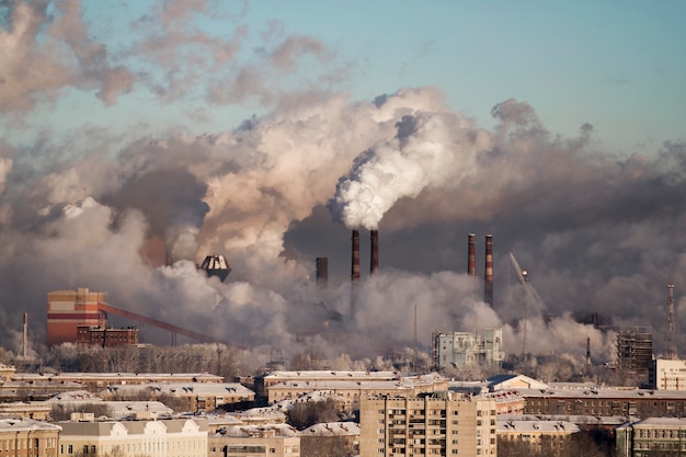 Mauvais environnement en ville. Catastrophe environnementale