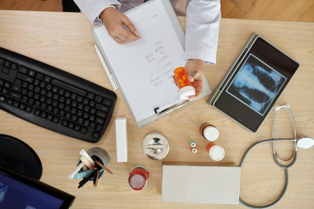 médecin, écrire, prescription