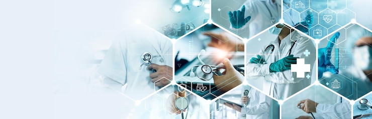 Médecin de la santé et médecin travaillant avec une équipe professionnelle en médecine infirmière auxiliaire
