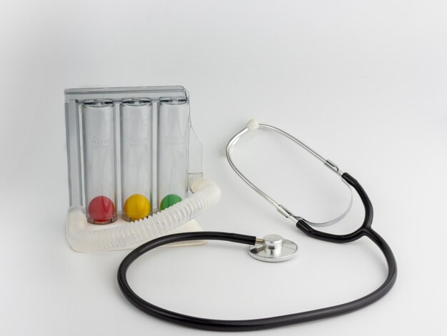 Médecin stéthoscope et équipement médical