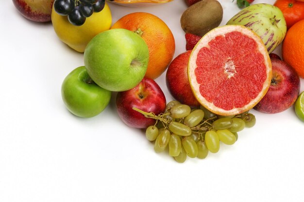 Mélange d'aliments biologiques végétariens Fruits frais colorés
