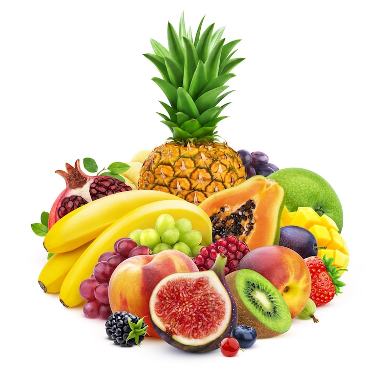 Photo mélange de fruits frais et de baies isolés sur fond blanc