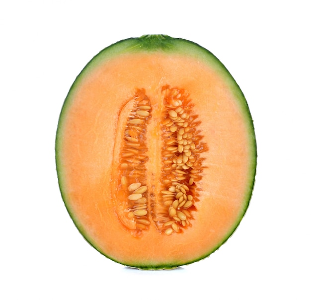 Melon cantaloup isolé sur blanc