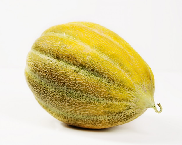 Melon isolé sur fond blanc