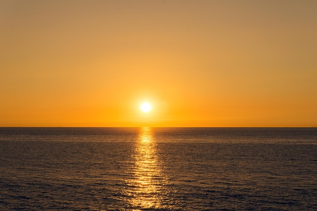 La mer au coucher du soleil