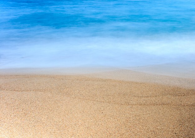 La mer des Baléares en Espagne avec une belle plage