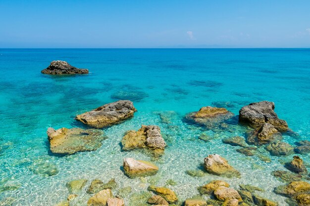 La mer Ionienne sur la côte ouest de Lefkada