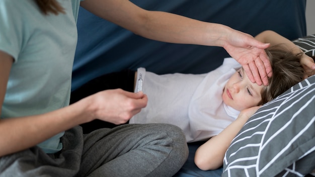 Mère, Vérification, Sien, Fils, Fièvre