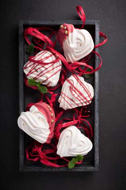 Meringues en forme de coeur