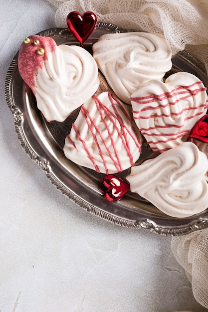 Meringues en forme de coeur