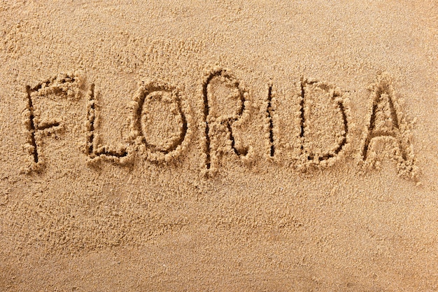 Message de sable de plage manuscrite en Floride