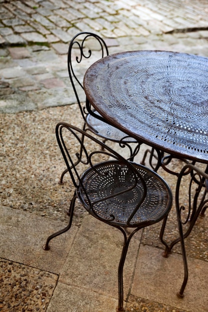 Meubles sur une terrasse