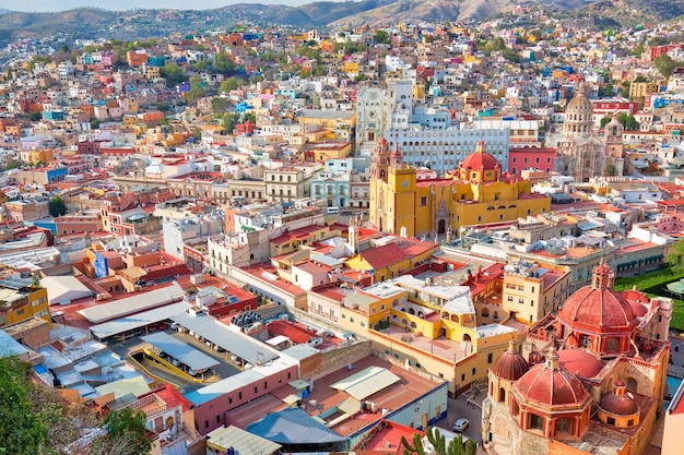 Mexique Guanajuato vue panoramique depuis un belvédère pittoresque près du monument Pipila