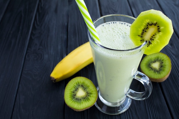 Milkshake au kiwi et à la banane