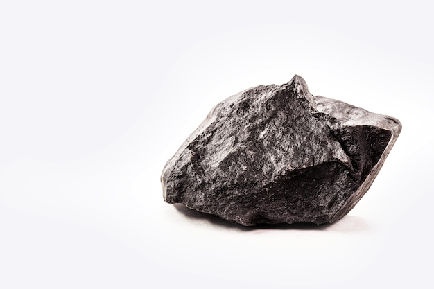 Minerai de graphite, également appelé plomb noir ou plombage, le graphite a des applications industrielles multiples et importantes.