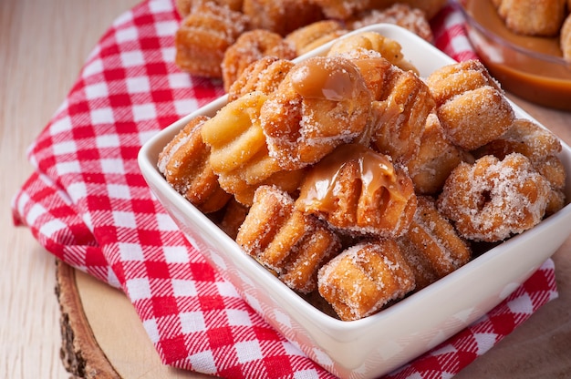 Mini churros maison au dulce de leche