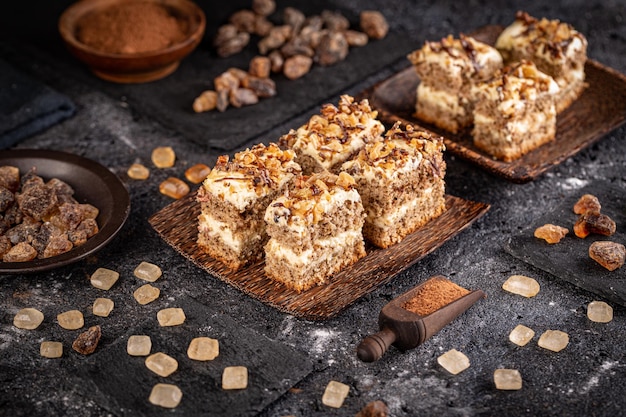 Mini gâteau étagé aux noix