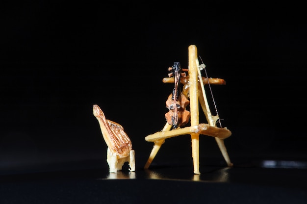 Miniature en bois de violon
