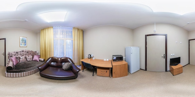 MINSK BÉLARUS DÉCEMBRE 2013 Vue panoramique à 360° dans la chambre d'hôtes petit hôtel panorama complet sans couture Vue à 360 degrés en projection sphérique équirectangulaire skybox VR contenu AR