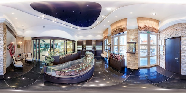 MINSK BÉLARUS FÉVRIER 2013 Panorama complet et harmonieux à 360 degrés d'angle de vue à l'intérieur de la bijouterie de luxe dans un panorama sphérique équirectangulaire équidistant contenu VR AR