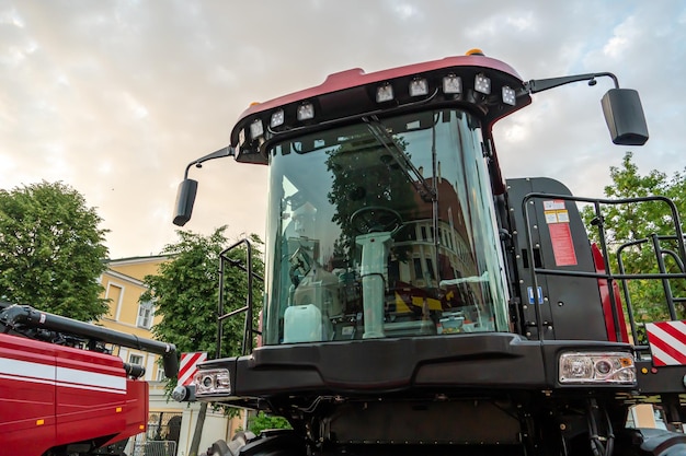 Minsk Biélorussie 2 juillet 2022 La cabine d'un nouveau gros plan de camion L'apparition d'un camion moderne Logistique de livraison de fret Transport routier et transport de fret Exposition de voitures