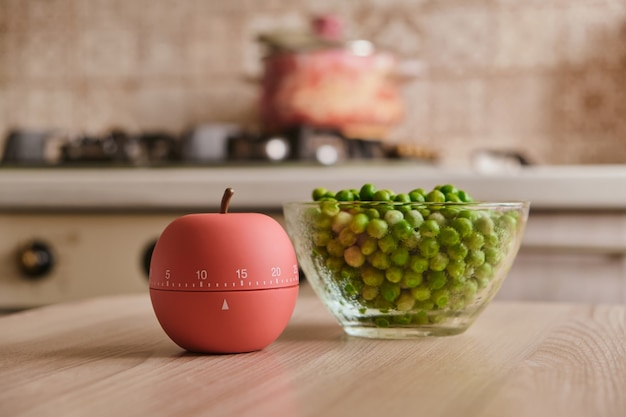 Minuterie de cuisine moderne en forme de pomme