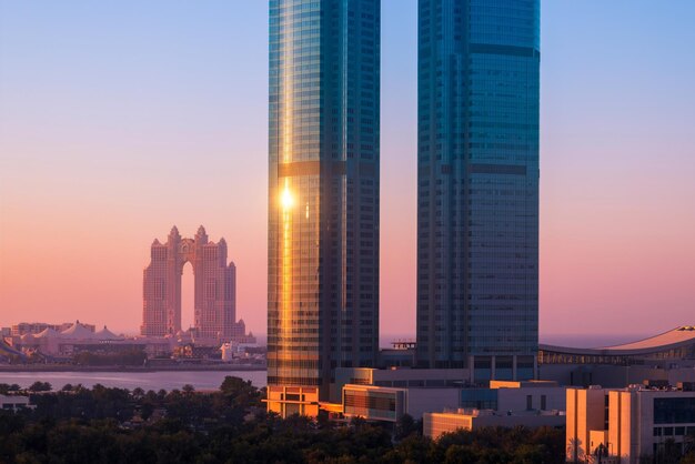 Émirats arabes unis Émirats arabes unis Abu Dhabi panorama du centre-ville et horizon du centre financier
