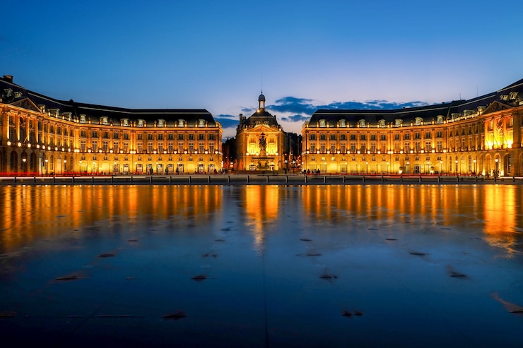 Miroir d'Eau place de la Bourse à Bordeaux