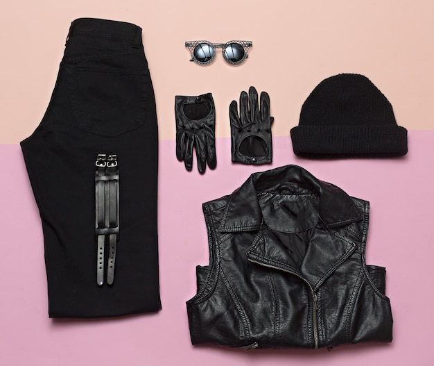 Mode de rue urbaine. Tenue Hipster Noire Vêtements Tendance Printemps