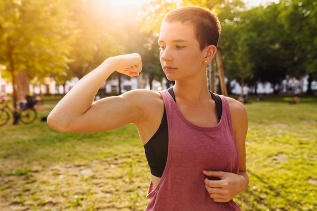 Mode de vie sain et actif, sports, fitness en plein air.