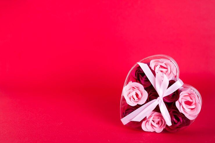 Photo modèle de bonbons coeur et boîte coeur