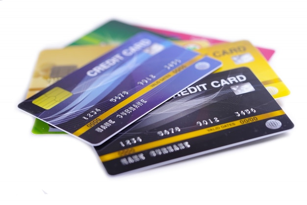 Modèle de cartes de crédit sur fond blanc.