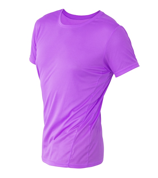 Modèle de tshirt violet sur mannequin invisible isolé sur fond blanc pour votre maquette de conception